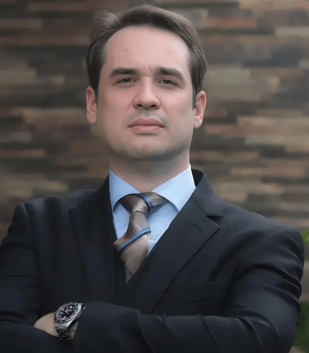 Dr. Felipe Augusto de Moura Meirelle, após explicar direito do trabalhador sem carteira assinada.